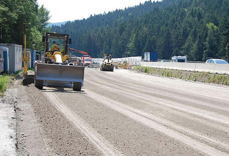 Vorschaubild für A2 Süd Autobahn - Abschnitt Steinberg- Unterwald Generalerneuerung AB-km 207,5 - 215,5