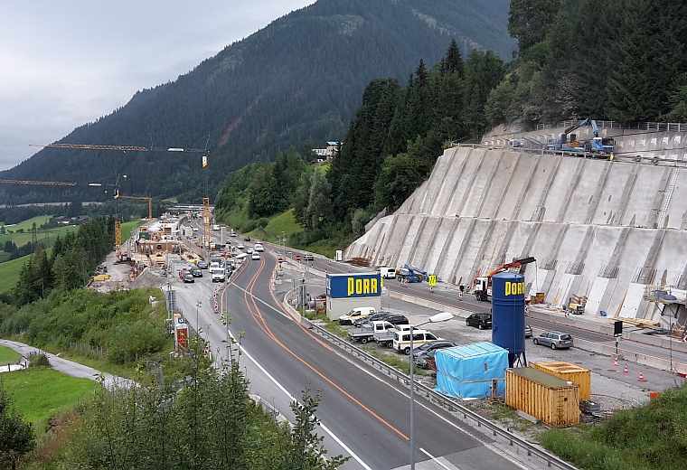 Vorschaubild für A10 Tauern Autobahn, Neubau Hangbrücke Reitdamm, AB-km 47,5-53,0 beide RFB