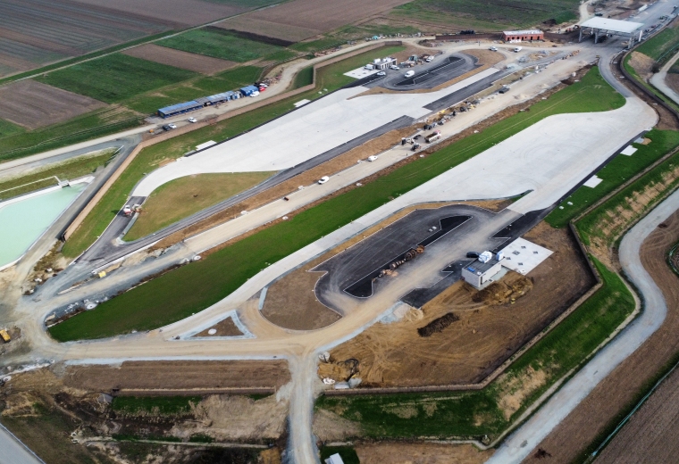 Vorschaubild für S7 Fürstenfelder Schnellstraße, Abschnitt Ost: BL5, km 27,625-28,468 PP Heiligenkreuz und Mogersdorf inkl. Hochbau und Verkehrskontrollstelle